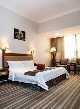 New Plum Garden Seasons Hotel - Shenzhen 珠村 外观 照片